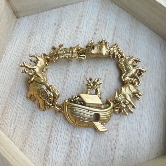 GANESHA BRACET HALF PRICE - Picture 3 of 10